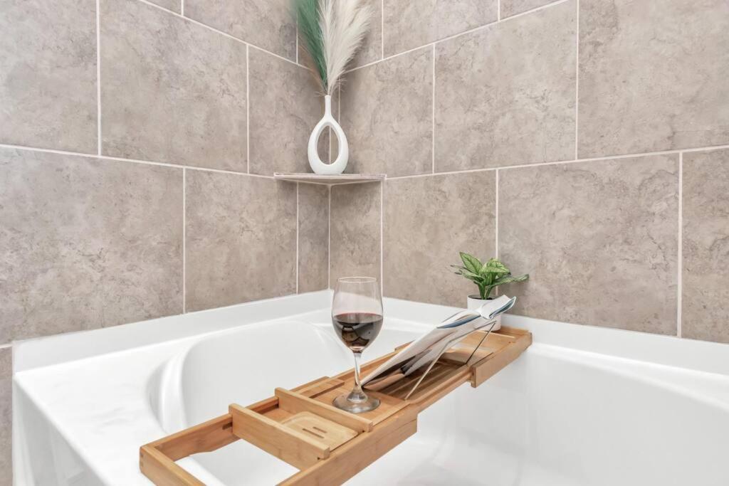 Penthouse Cool-Oasis-In-Houston-Rental Car Available-View-Great-Sleep Εξωτερικό φωτογραφία