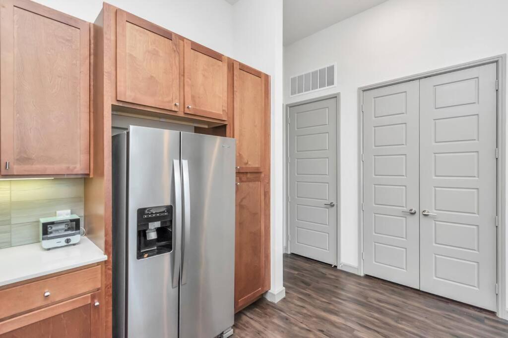 Penthouse Cool-Oasis-In-Houston-Rental Car Available-View-Great-Sleep Εξωτερικό φωτογραφία